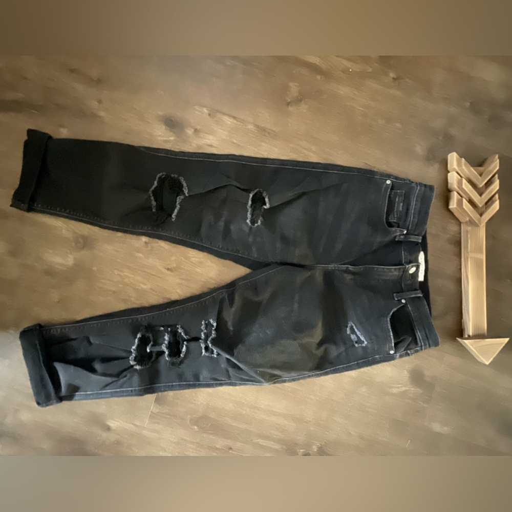 Eunina Size 9 Distressed Boyfriend Jeans